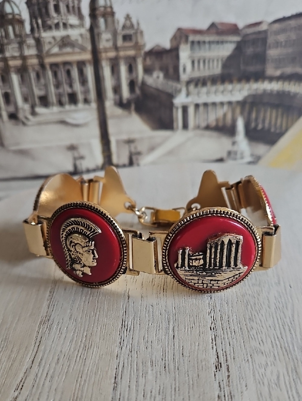 Gold-Tone Bracelet with Red Medallions and Historical Scenes Greece Rome Vintage - Picture 8 of 9